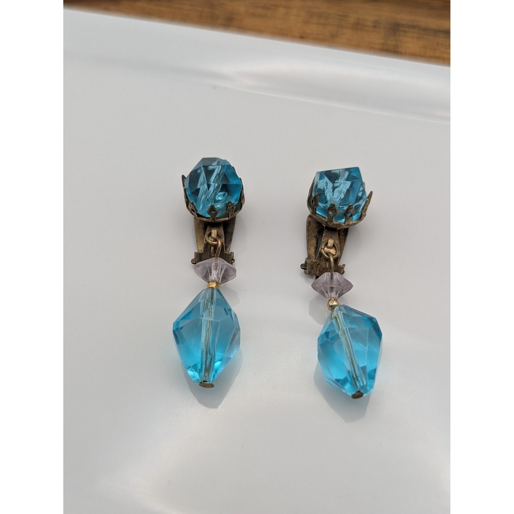 Vintage Hong Kong Clip On Earrings Women OS Blue Lucite Beaded Dangle Drop Brass